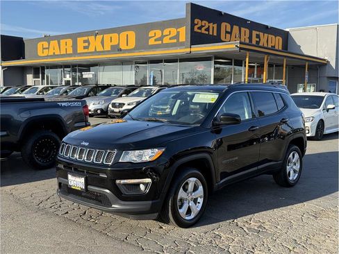 Used 2020 Jeep Compass Latitude w/ Popular Equipment Group image 1