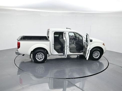 Used 2019 Nissan Frontier SV image 42
