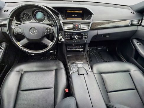 Used 2010 Mercedes-Benz E 350 Sedan image 14