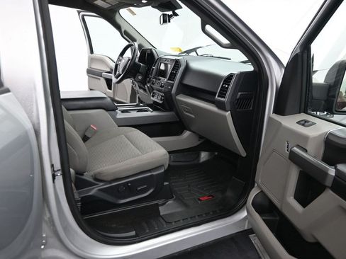 Used 2019 Ford F150 XLT w/ Equipment Group 302A Luxury AWD/4WD image 10