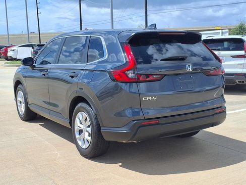 Used 2025 Honda CR-V LX image 2