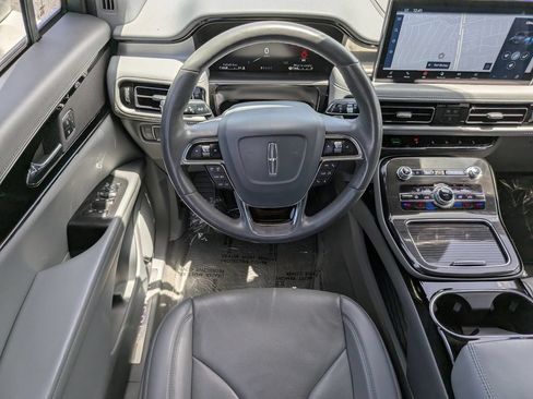 Used 2023 Lincoln Nautilus Reserve FWD image 16