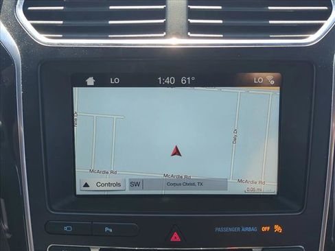 Used 2018 Ford Explorer Limited image 12