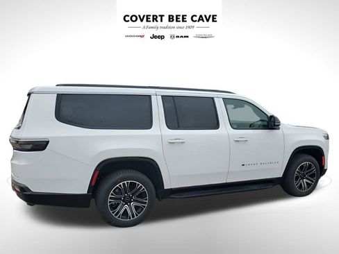 New 2026 Jeep Grand Wagoneer L 2WD image 10