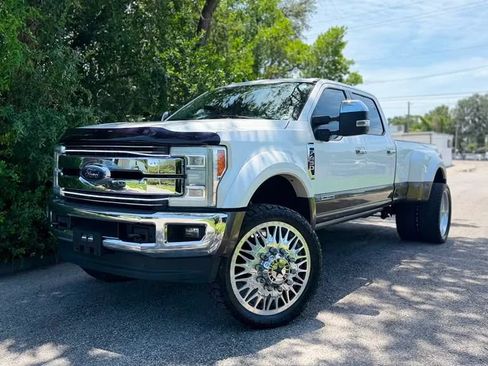 Used 2017 Ford F450 Lariat w/ Lariat Ultimate Package AWD/4WD image 1