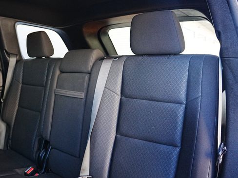 Used 2020 Jeep Grand Cherokee Laredo w/ Security & Convenience Group image 14