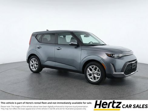 Used 2025 Kia Soul LX w/ LX Technology Package FWD image 1