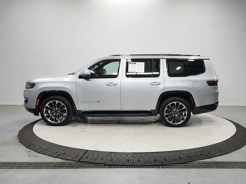 Used 2022 Jeep Wagoneer Series II w/ Premium Group I AWD/4WD image 4