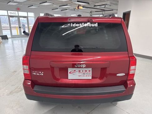 Used 2014 Jeep Patriot Latitude image 9