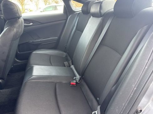 Used 2019 Honda Civic Sport image 4