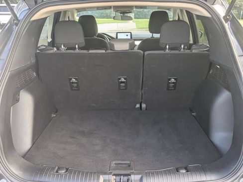 Used 2020 Ford Escape SE FWD image 33