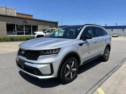 Used 2021 Kia Sorento EX w/ Panoramic Sunroof Package