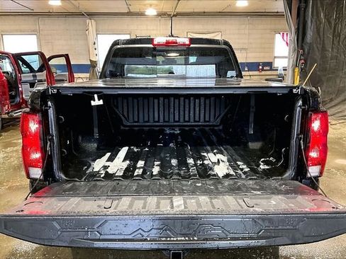 Used 2023 Chevrolet Colorado Trail Boss w/ Technology Package AWD/4WD image 29