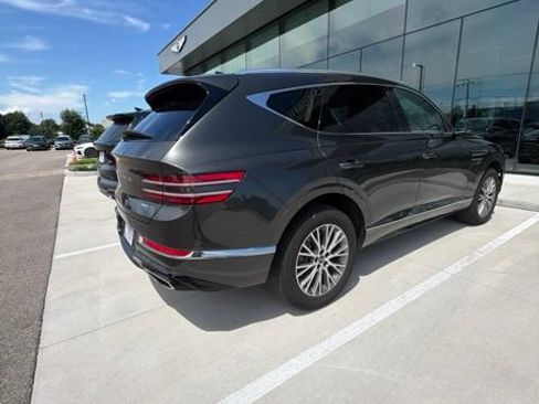 Used 2024 Genesis GV80 2.5T AWD/4WD image 11