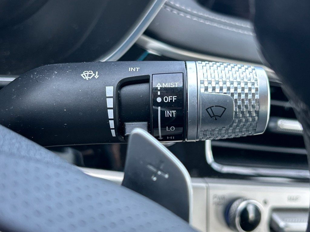 Used 2026 Genesis G70 2.5T RWD image 29