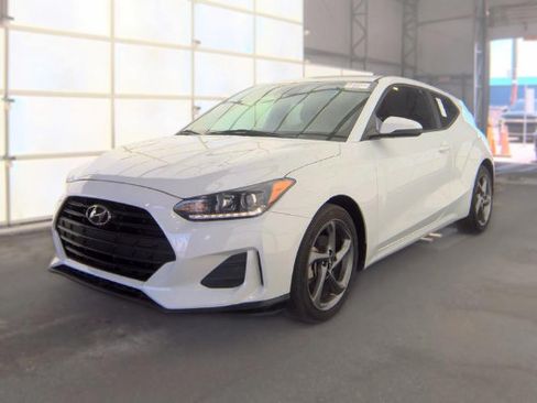 Used 2019 Hyundai Veloster 2.0 FWD image 1