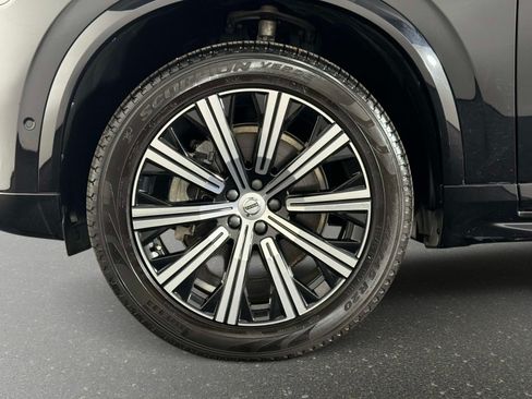 Used 2025 Volvo XC90 B6 Plus AWD/4WD image 18