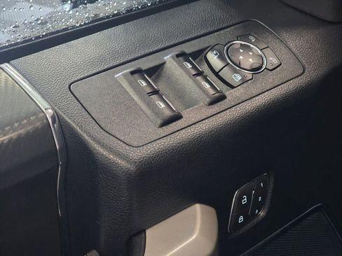 Used 2018 Ford F150 Lariat w/ Equipment Group 501A Mid image 36