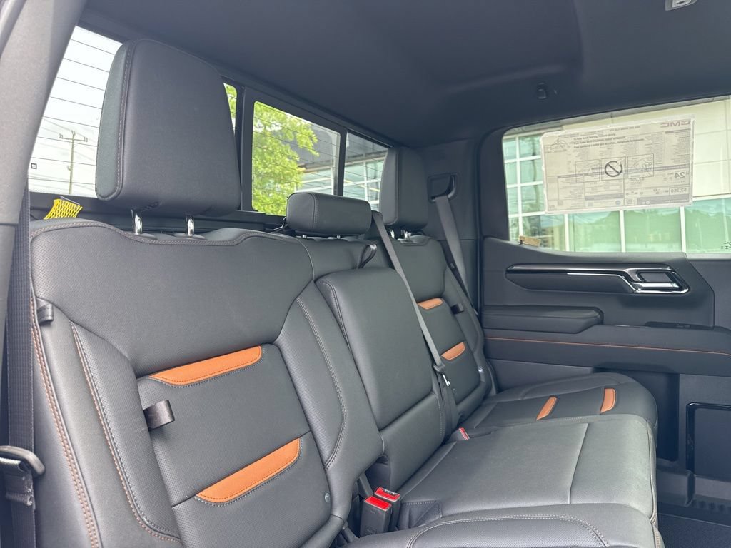 New 2026 GMC Sierra 1500 AT4 w/ AT4 Premium Package AWD/4WD image 27