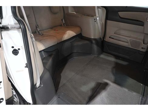Used 2012 Honda Odyssey EX image 18