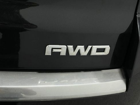 Used 2013 GMC Acadia Denali image 41