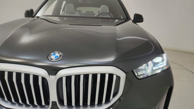 Used 2026 BMW X5 sDrive40i RWD image 24