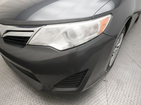 Used 2014 Toyota Camry LE FWD image 22