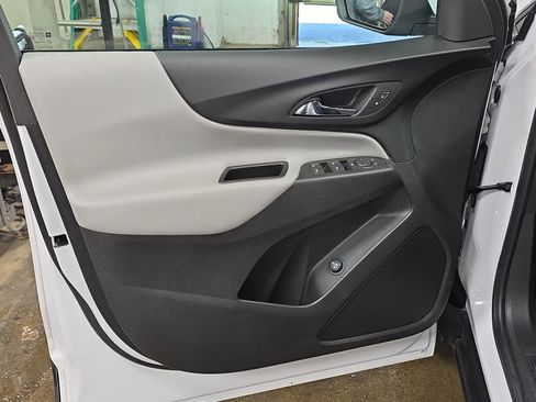 Used 2024 Chevrolet Equinox LT w/ LPO, Floor Liner Package FWD image 29