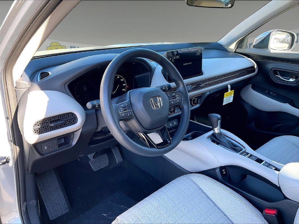 New 2027 Honda HR-V LX image 9