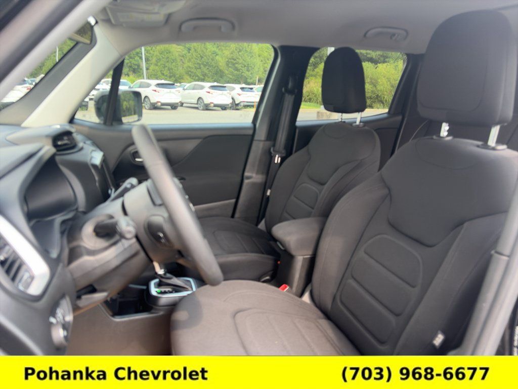 Used 2021 Jeep Renegade Latitude AWD/4WD image 20