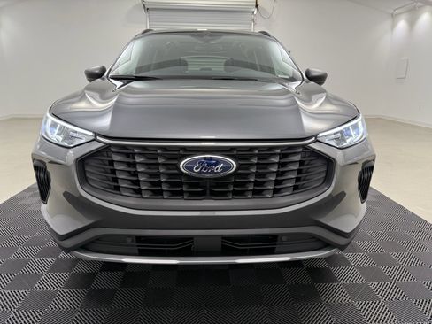 New 2026 Ford Escape Active w/ Active Premium Tech Pack image 2