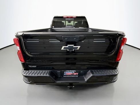 Used 2026 Chevrolet Silverado 1500 High Country w/ Midnight Edition AWD/4WD image 6