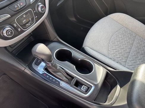 Used 2024 Chevrolet Equinox LS AWD/4WD image 26