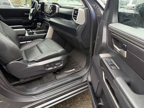 Used 2023 Toyota Tundra SR5 w/ SR5 Premium Package AWD/4WD image 18