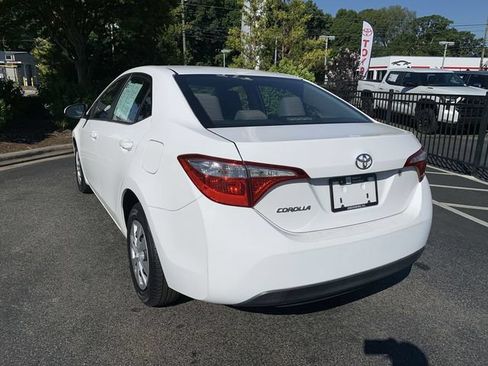 Used 2015 Toyota Corolla L FWD image 6