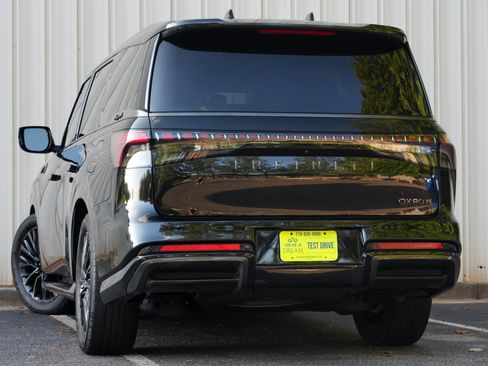 Used 2025 INFINITI QX80 Autograph AWD/4WD image 6