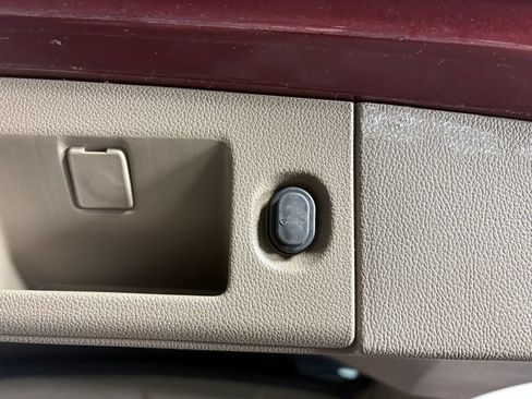 Used 2018 Chevrolet Tahoe LT RWD image 32