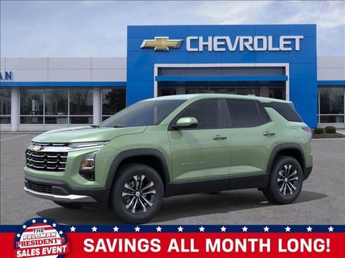 New 2026 Chevrolet Equinox LT w/ Convenience Package II image 2