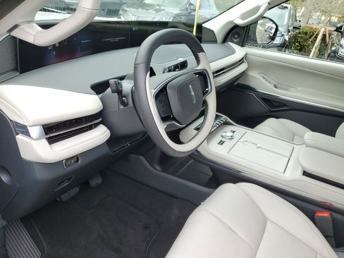 New 2025 Lincoln Navigator L Reserve AWD/4WD image 21