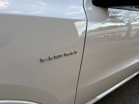 Certified 2023 Dodge Durango R/T RWD image 15