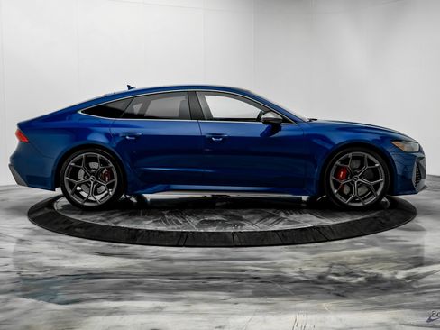 Used 2024 Audi RS 7 Performance w/ Executive Package image 16