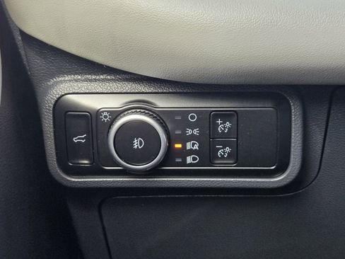 Certified 2025 Ford Explorer Active w/ Active Comfort Package image 23