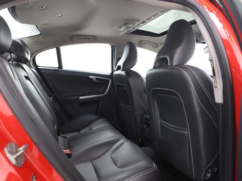 Used 2017 Volvo S60 T5 Dynamic w/ Vision Package image 12