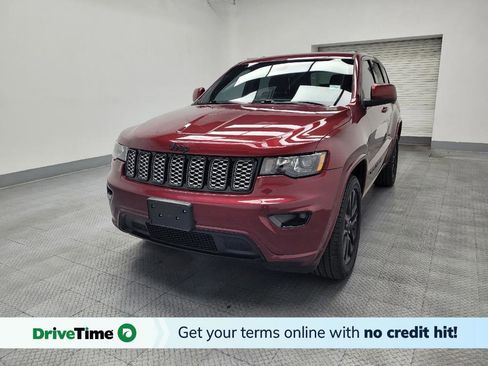 Used 2017 Jeep Grand Cherokee Altitude AWD/4WD image 1