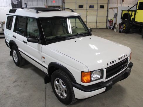 Used 2001 Land Rover Discovery SE image 21