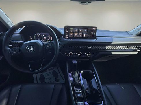 Used 2024 Honda Accord EX-L image 9