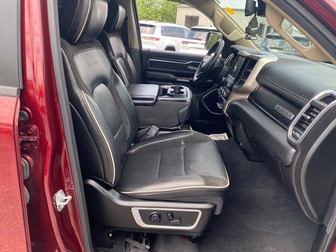 Used 2019 RAM 1500 Laramie image 26