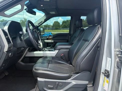 Used 2019 Ford F150 Lariat AWD/4WD image 11