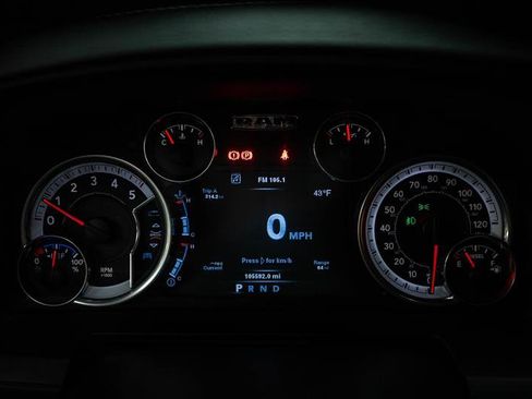 Used 2014 RAM 1500 Laramie w/ Convenience Group image 17