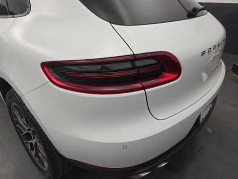 Used 2018 Porsche Macan S image 18